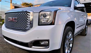 GMC Yukon Denali 2016 lleno