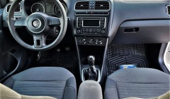 Volkswagen Polo Comfortline 2013 lleno