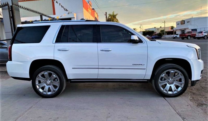 GMC Yukon Denali 2016 lleno