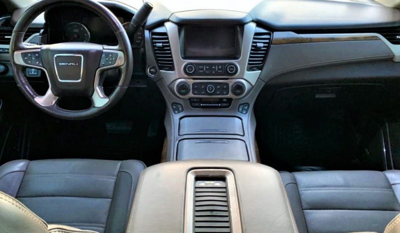 GMC Yukon Denali 2016 lleno