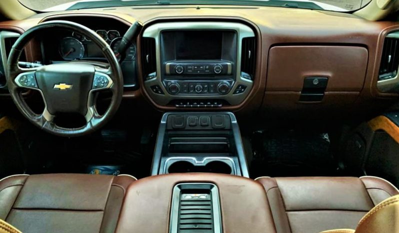 Chevrolet Cheyenne High Country 2018 lleno