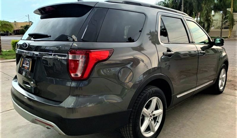 Ford Explorer XLT 2017 lleno