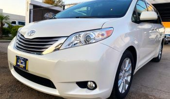Toyota Sienna XLE 2017 lleno