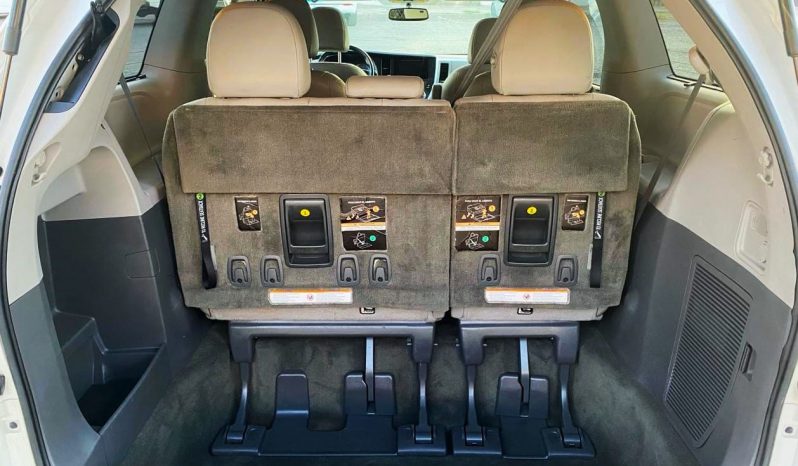 Toyota Sienna XLE 2017 lleno