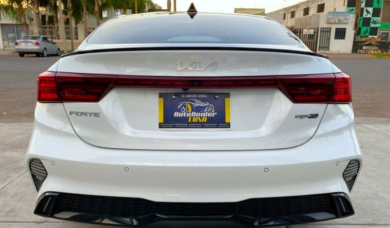 Kia Forte GT Line 2023 lleno