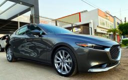 Mazda-3-i-Grand-Touring-2023-Gris-1