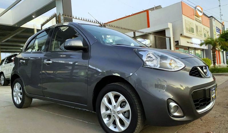 Nissan-March-Advance-Aut-2018-Gris-1