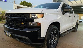 Chevrolet Silverado Crew Cab 4×4 2020 lleno