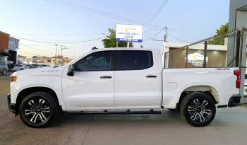 Chevrolet Silverado Crew Cab 4×4 2020 lleno