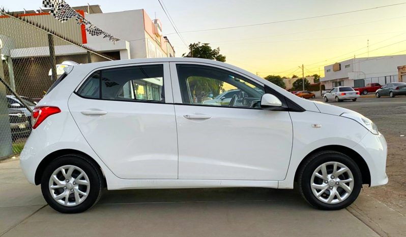Hyundai Grand i10 GL Mid 2018 lleno