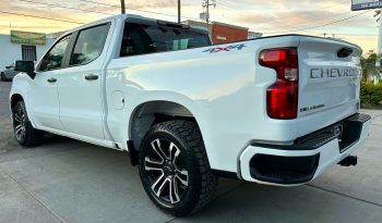 Chevrolet Silverado 4×4 2021 lleno