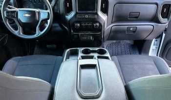 Chevrolet Silverado 4×4 2021 lleno