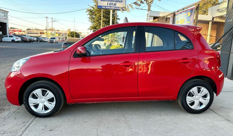 Nissan March Sense 2018 lleno