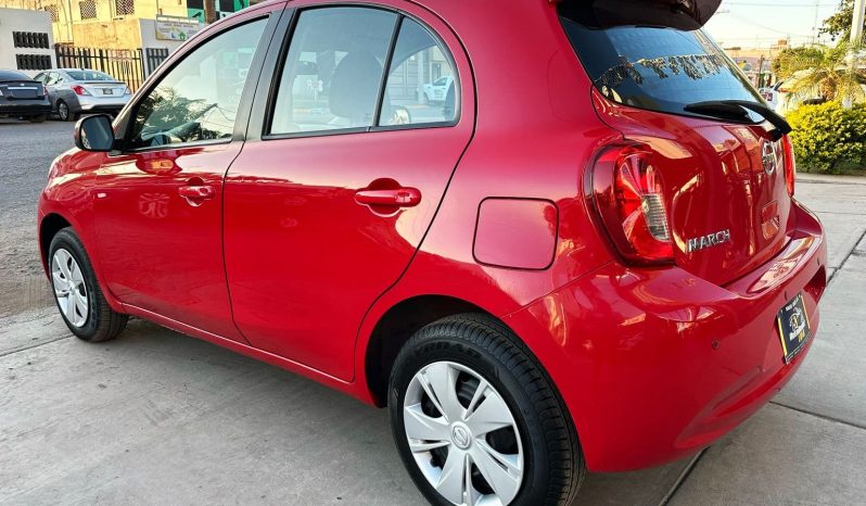 Nissan March Sense 2018 lleno