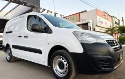Peugeot-Partner-Maxi-2017-Blanco-1