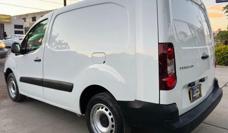 Peugeot Partner Maxi 2017 lleno