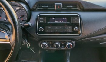 Nissan Versa Sense 2022 lleno