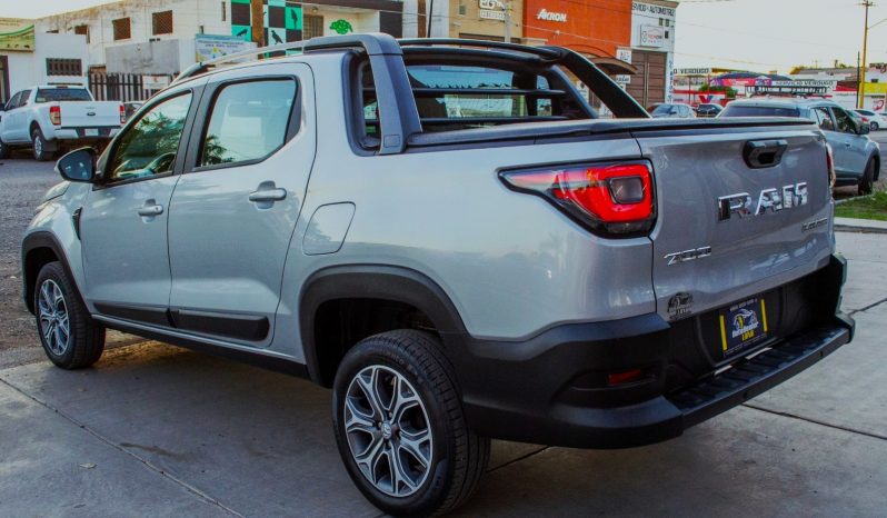 Dodge Ram 700 Laramie 2023 lleno