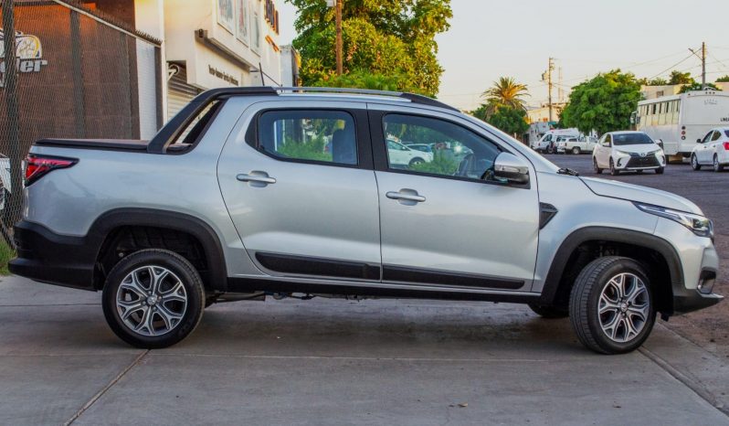 Dodge Ram 700 Laramie 2023 lleno