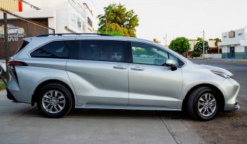 Toyota Sienna XLE 2021 lleno