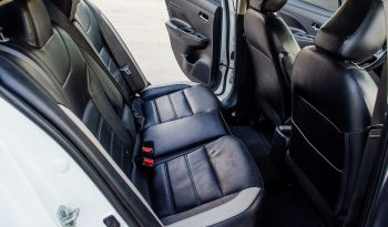 Nissan Versa Platinum 2020 lleno