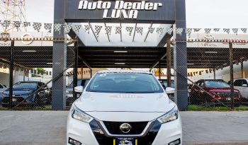 Nissan Versa Platinum 2020 lleno