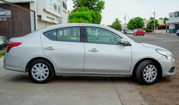 Nissan Versa Sense 2018 lleno