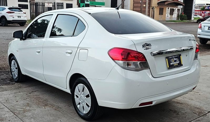 Dodge Attitude SE 2017 lleno