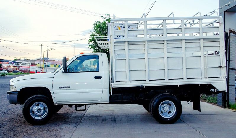 Dodge Ram 4000 2002 lleno