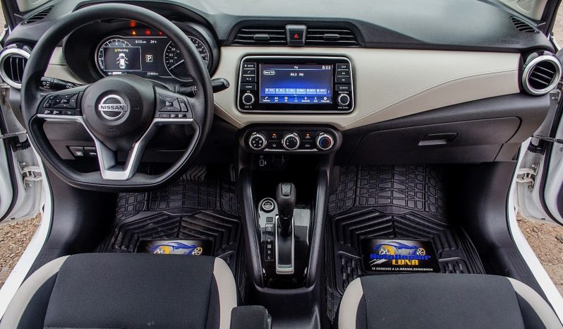 Nissan Versa Advance 2022 lleno