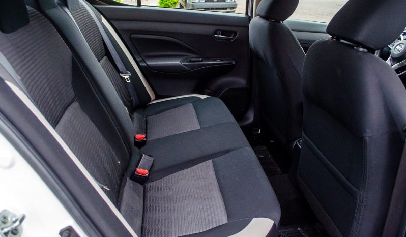 Nissan Versa Advance 2022 lleno