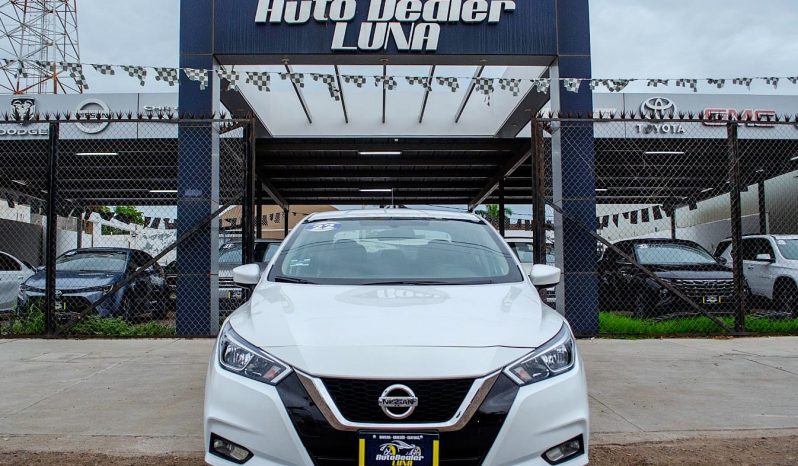 Nissan Versa Advance 2022 lleno