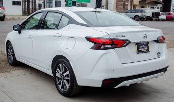 Nissan Versa Advance 2022 lleno