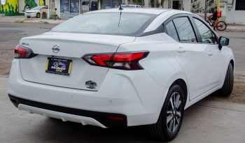 Nissan Versa Advance 2022 lleno