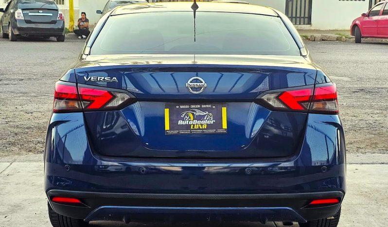 Nissan Versa Sense 2020 lleno