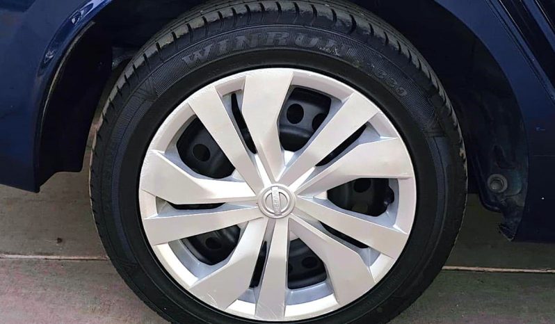 Nissan Versa Sense 2020 lleno