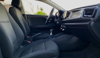 Kia Rio LS 2022 lleno