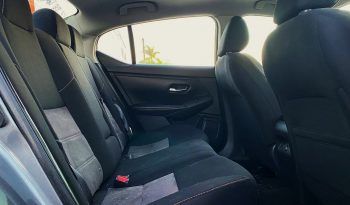 Nissan Sentra SR Bitono 2022 lleno