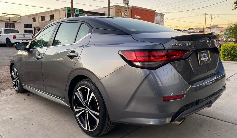 Nissan Sentra SR Bitono 2022 lleno