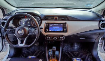 Nissan Versa Advance 2022 lleno