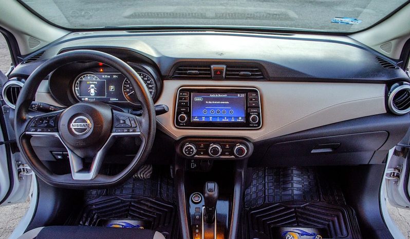 Nissan Versa Advance 2022 lleno