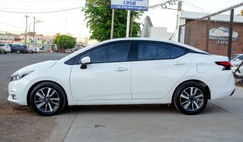 Nissan Versa Advance 2022 lleno