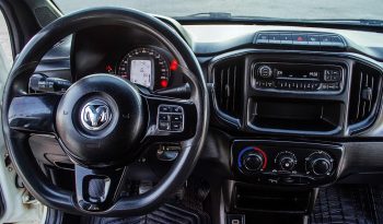 Dodge Ram 700 SLT Crew Cab 2022 lleno