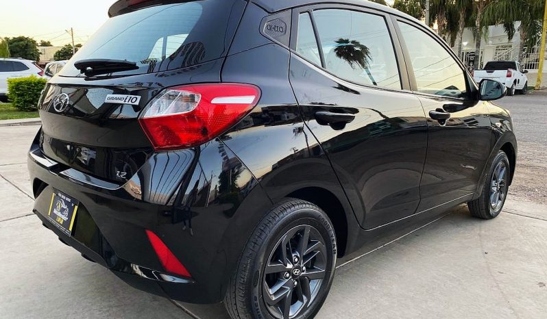Hyundai Grand i10 GL Mid 2023 lleno