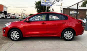 Kia Rio L 2022 lleno