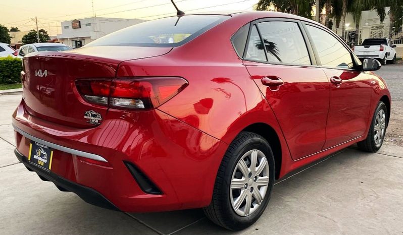 Kia Rio L 2022 lleno
