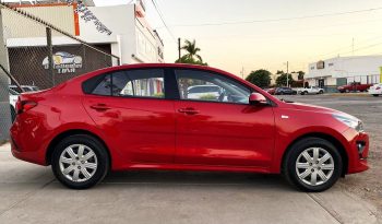 Kia Rio L 2022 lleno