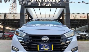 Nissan Versa Exclusive 2025 lleno
