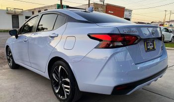 Nissan Versa Exclusive 2025 lleno