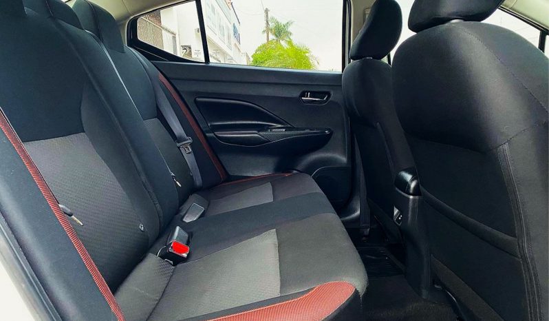 Nissan Versa SR 2024 lleno